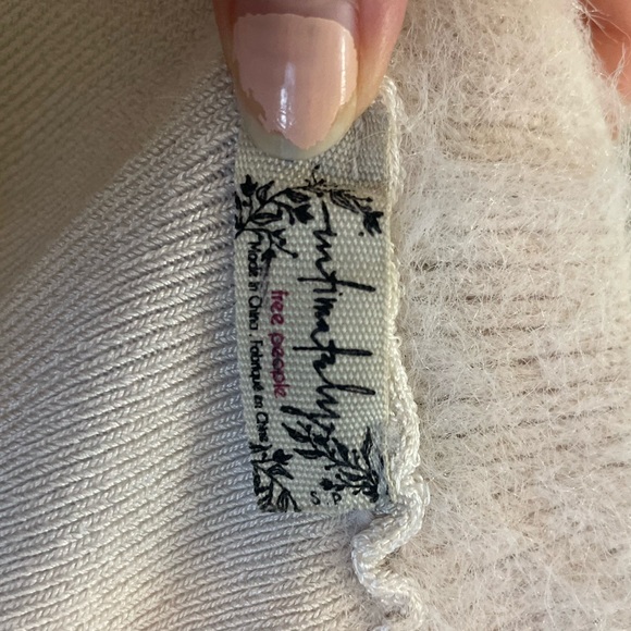 Free People Soft Crop Top - Picture 2 of 3